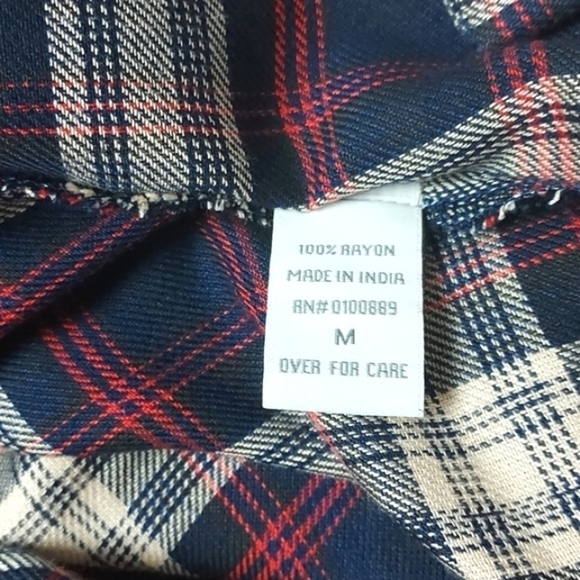 Karen Hart Plaid Tunic Button Back Size Medium - Picture 13 of 13